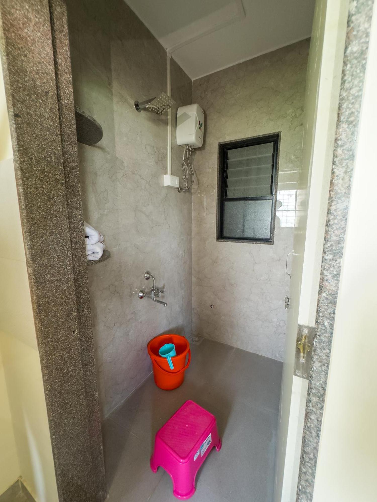 Punekar Bhavan Akalkot Habitación foto